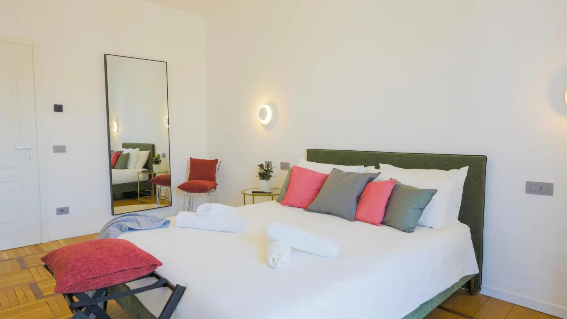 Private Apartament Luxury 5 Bedroom - Milano Central Station Italia